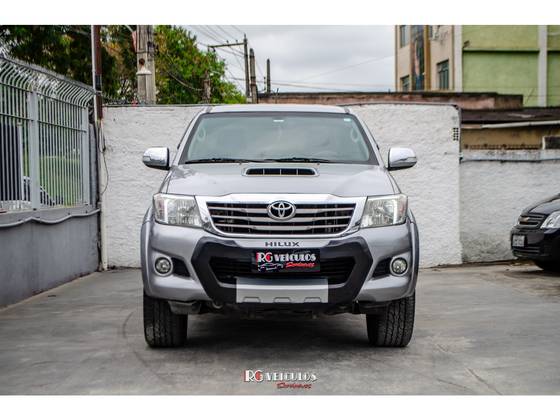 TOYOTA HILUX 3.0 SRV 4X4 CD 16V TURBO INTERCOOLER DIESEL 4P AUTOMÁTICO